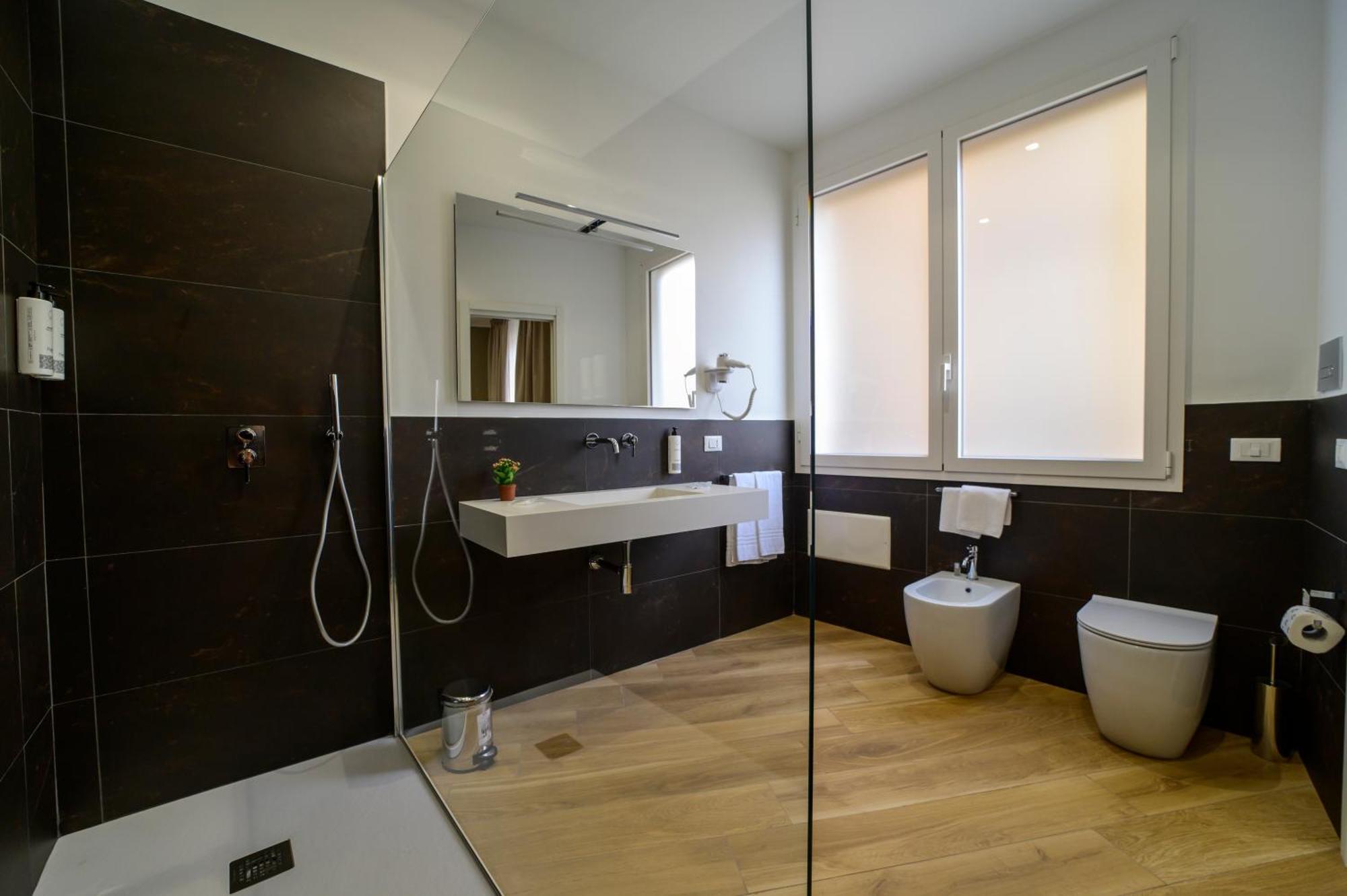 Maqueda - Room & Suite Palermo Eksteriør billede